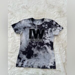 Itworks Black and Gray Tie-Dye T-Shirt